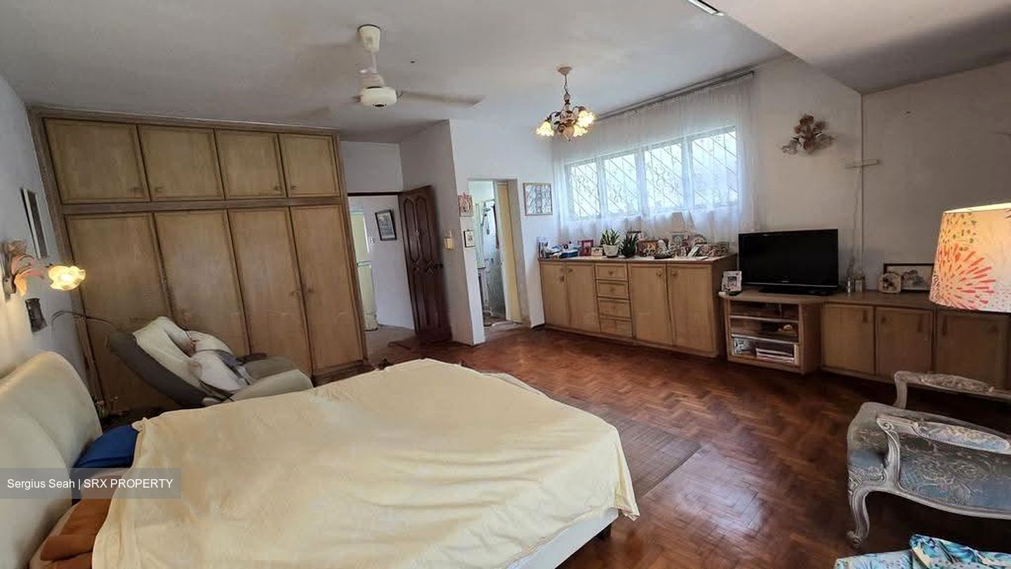 Golden Rise Estate (D21), Terrace #622509951